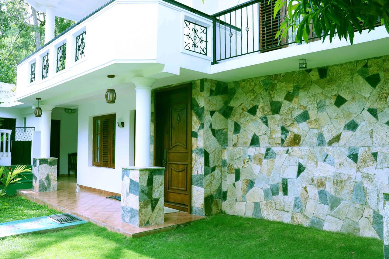 Villa Royce Kandy Exterior photo